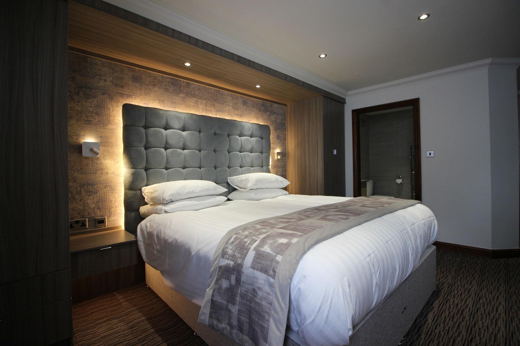 Best Western Plus Pastures Hotel Doncaster Exterior photo