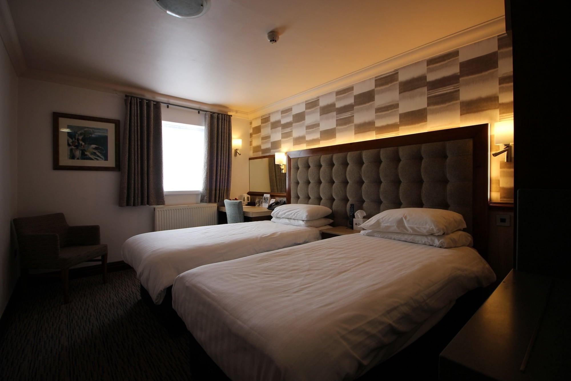 Best Western Plus Pastures Hotel Doncaster Exterior photo