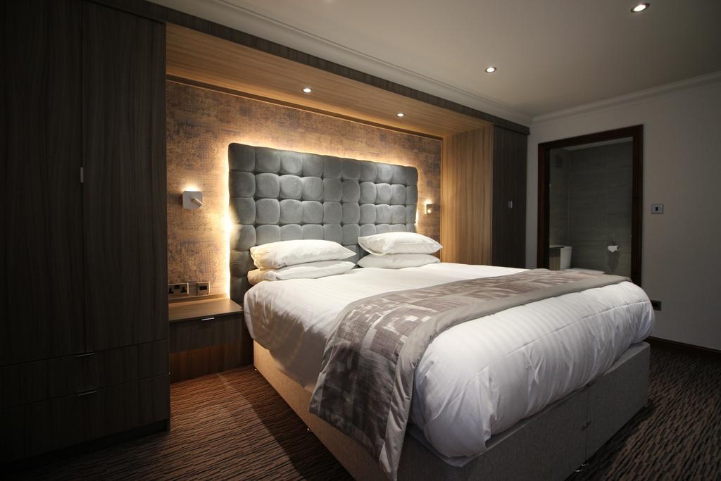 Best Western Plus Pastures Hotel Doncaster Exterior photo